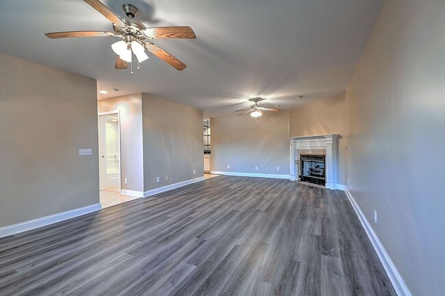 Building Photo - 168 Old Mill Ct