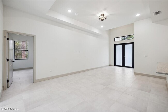 Building Photo - 1707 McKinley Ave