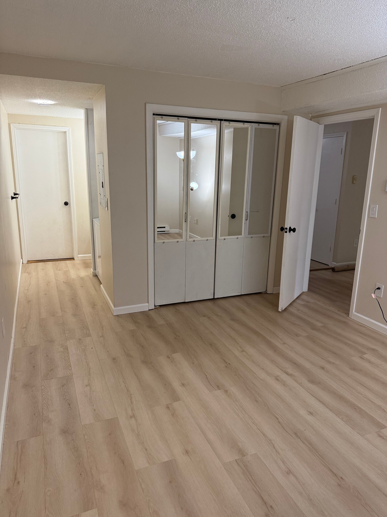 Building Photo - 482 East St