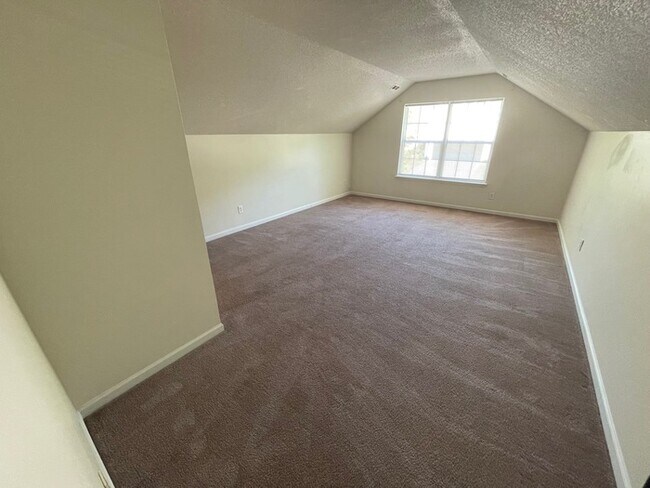 Building Photo - 6228 Sid Crane Dr