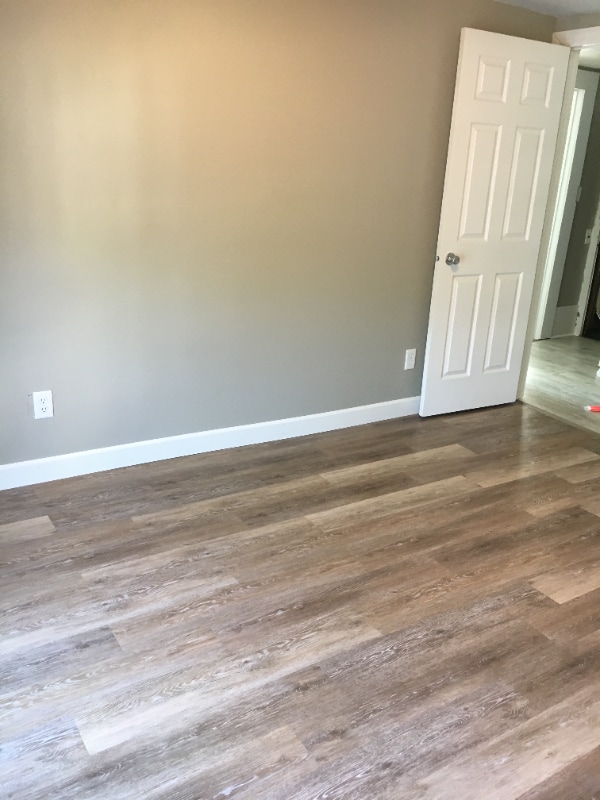 Building Photo - 1306 Charles St