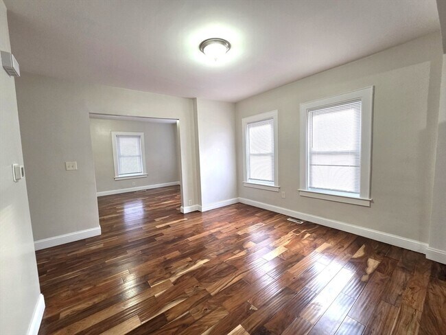 Building Photo - 71 Pratt St