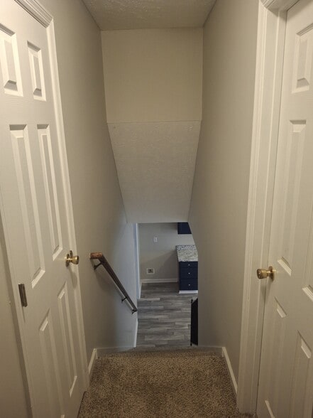 Building Photo - 804 Zadock Dr