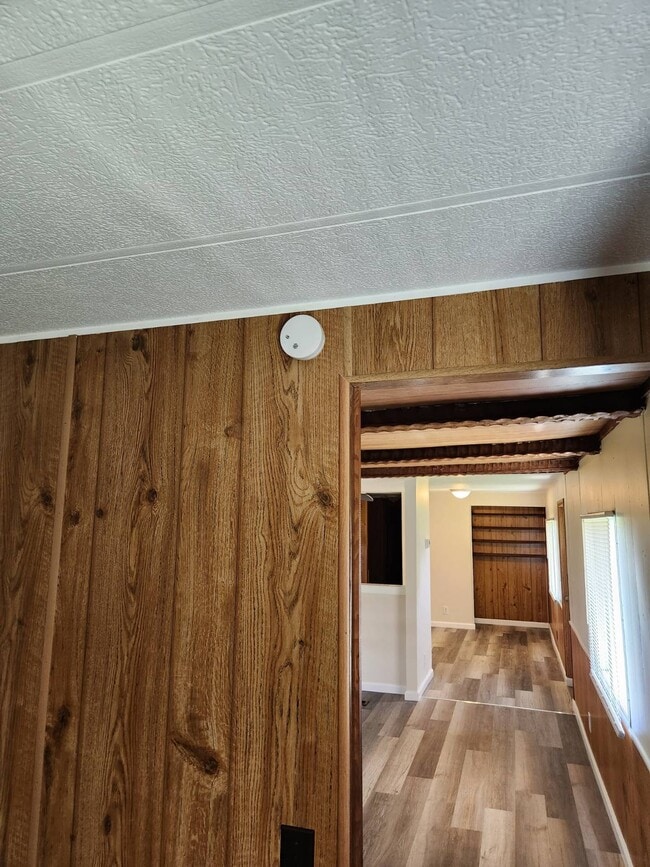 Building Photo - 1103 Andrea Dawn Ln