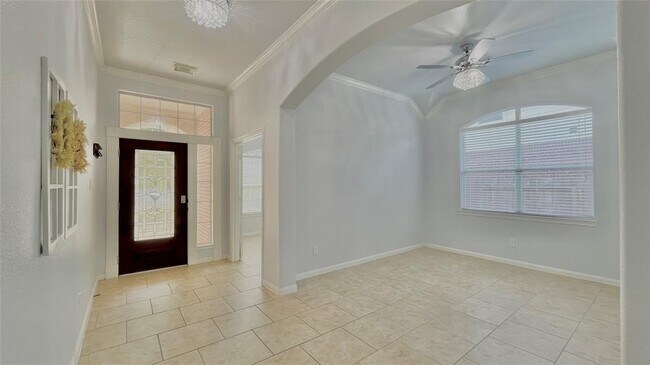 Building Photo - 5123 Shadow Breeze Ln