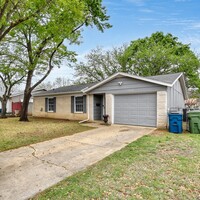 Building Photo - 1313 Monaco Dr
