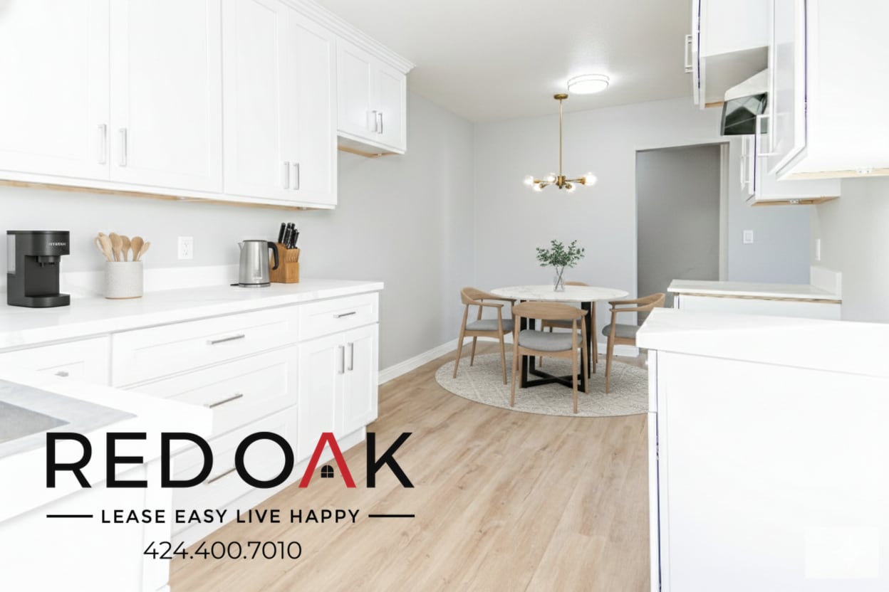 Building Photo - 8011 S Western Ave