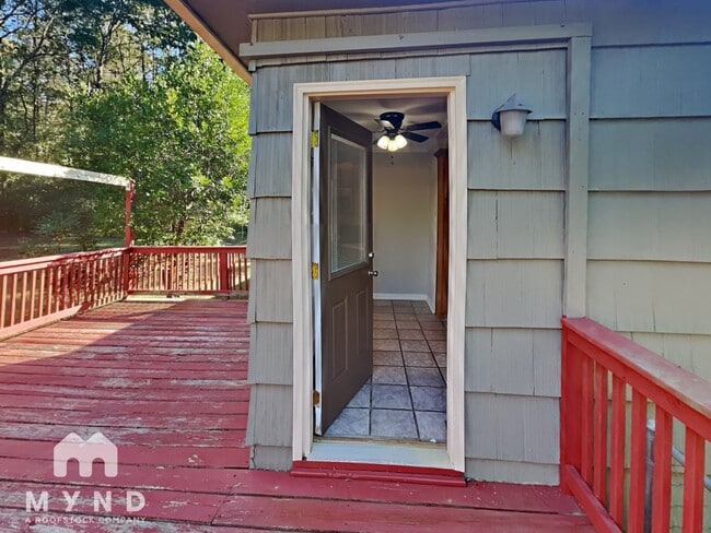 Building Photo - 3021 Watts Dr