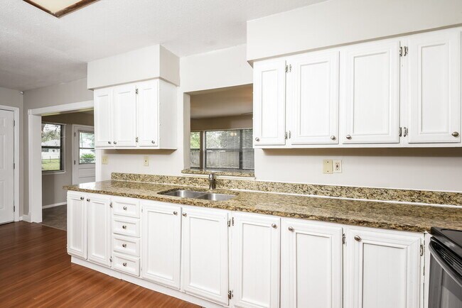 Building Photo - 6770 Belfast Ave