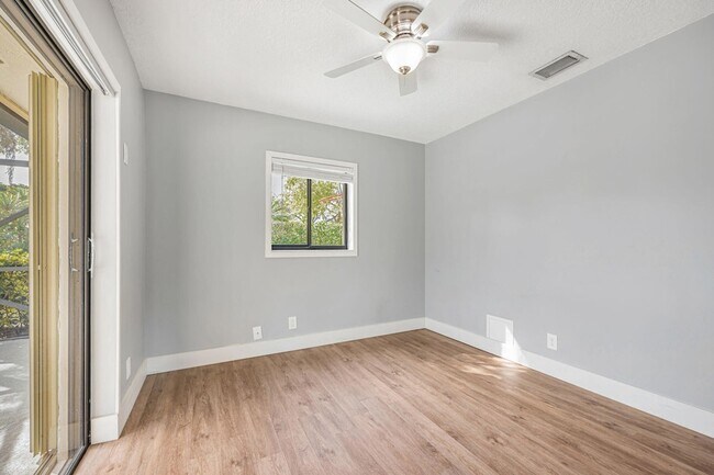 Building Photo - 21356 Summertrace Cir