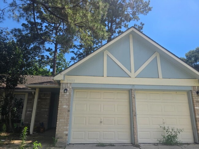 Building Photo - 23322 Dew Wood Ln