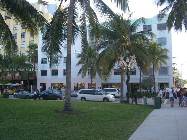 Building Photo - 1390 Ocean Dr
