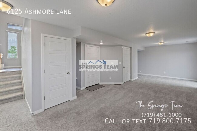 Building Photo - 6125 Ashmore Ln