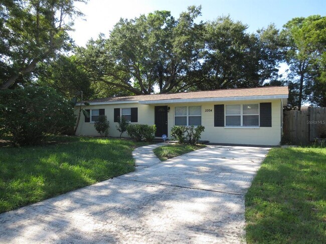 Primary Photo - 3304 W Wallace Ave