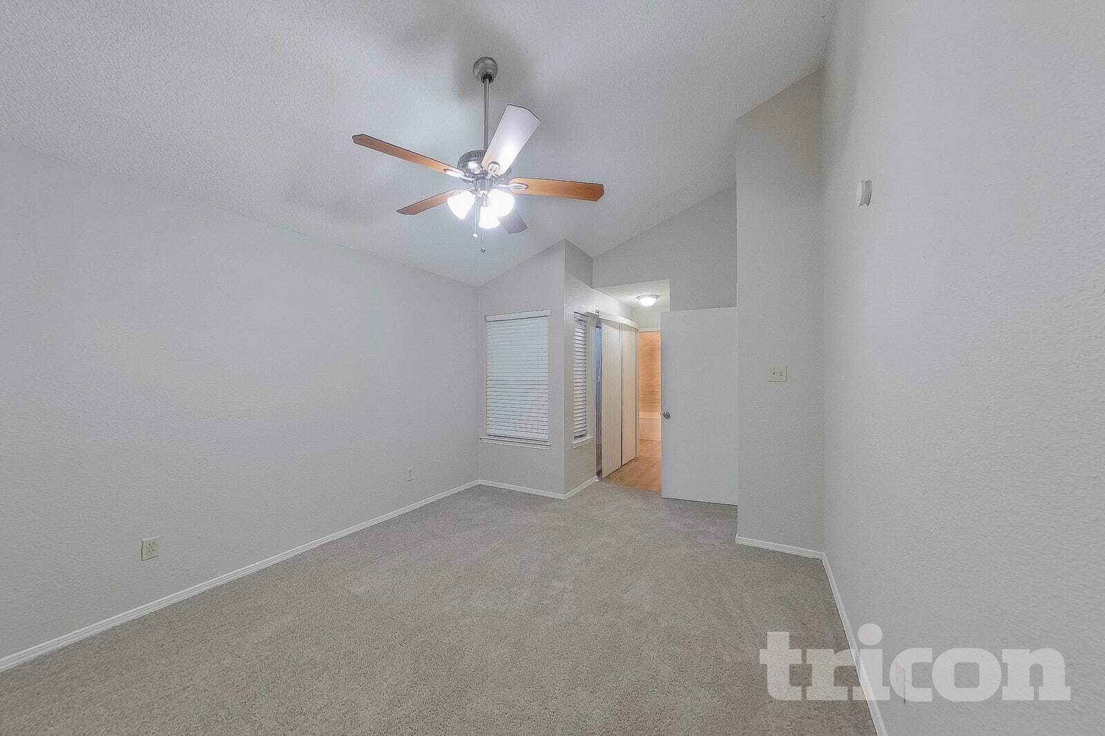 Building Photo - 806 Gable Ave