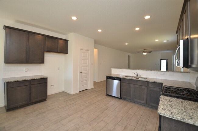 Building Photo - 5602 Tabula Rasa Dr