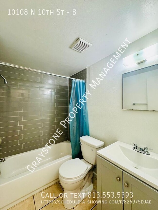 Building Photo - Affordable 1-Bedroom Unit in Tampa –  Limi...