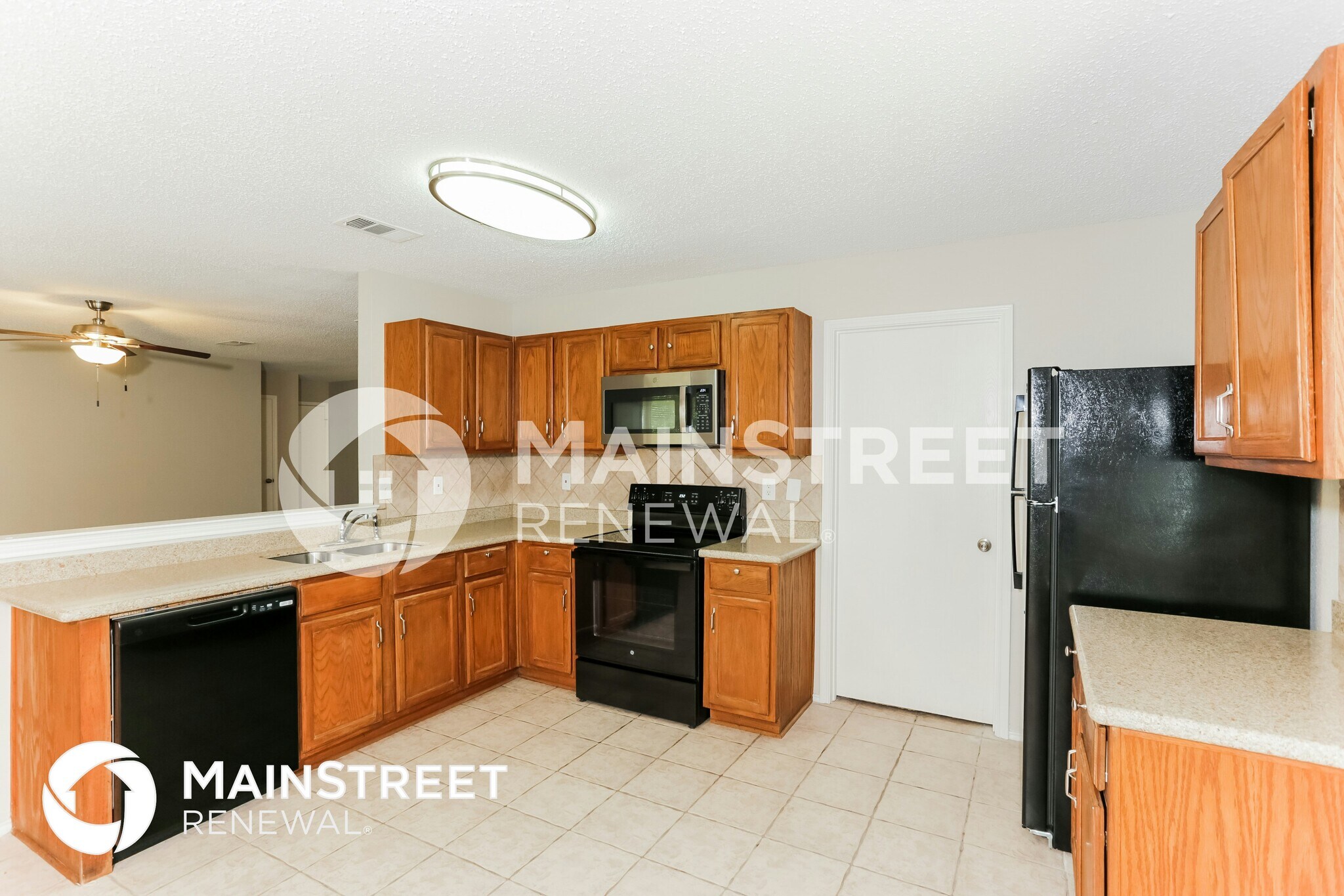 Building Photo - 805 Encino Dr