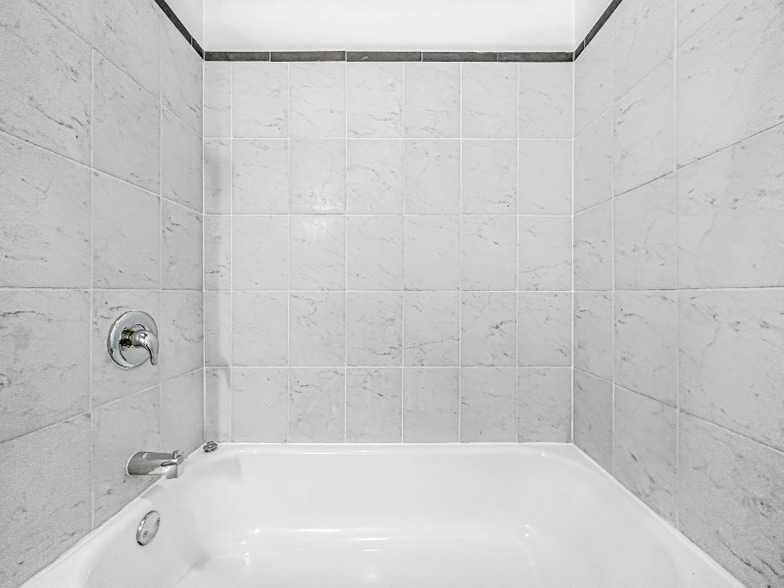 Building Photo - 3554 Sepviva St