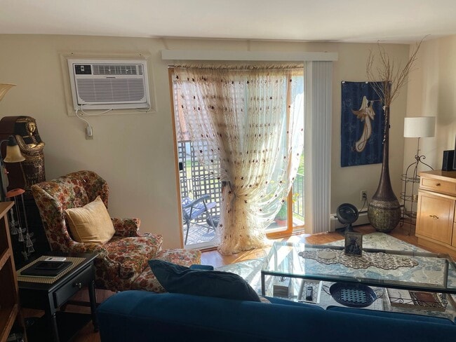 Interior Photo - Lancer Court Apartments