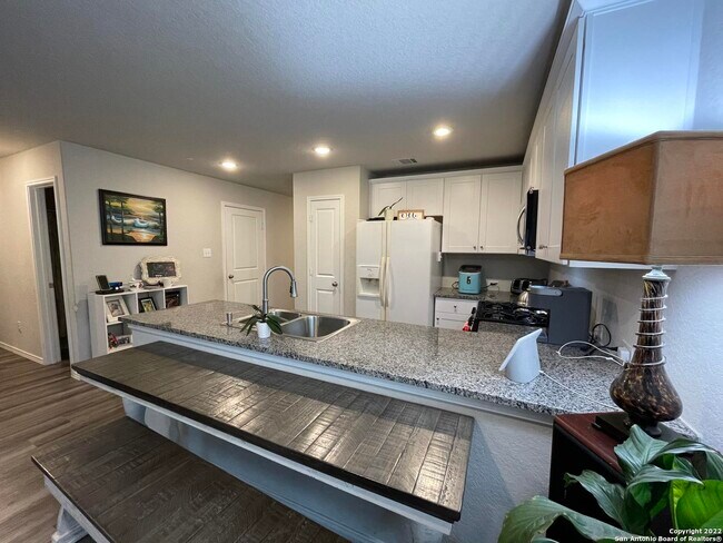Building Photo - 5614 Tempest Ct