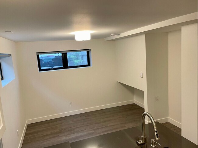 Building Photo - 7514 27th Ave NE