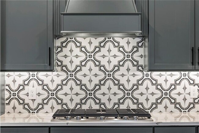 Building Photo - 8123 Fenton St