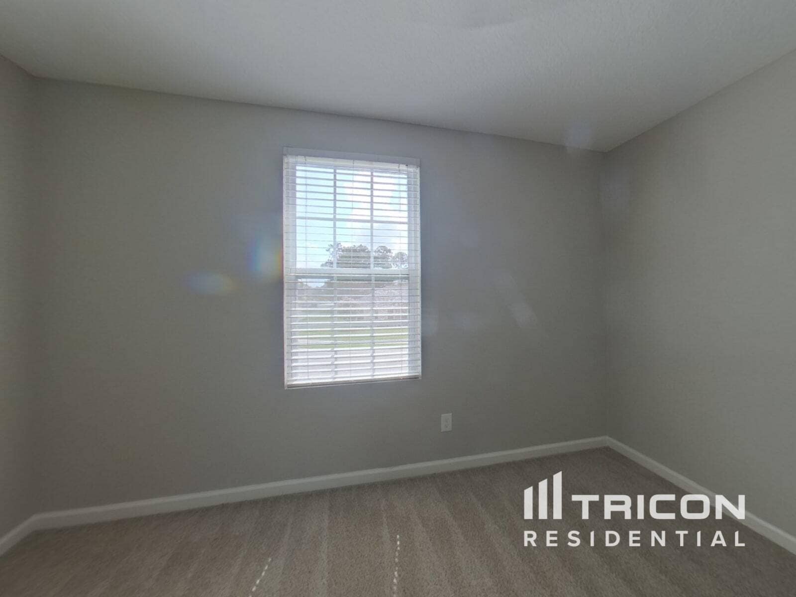 Building Photo - 1058 Lancelot Dr