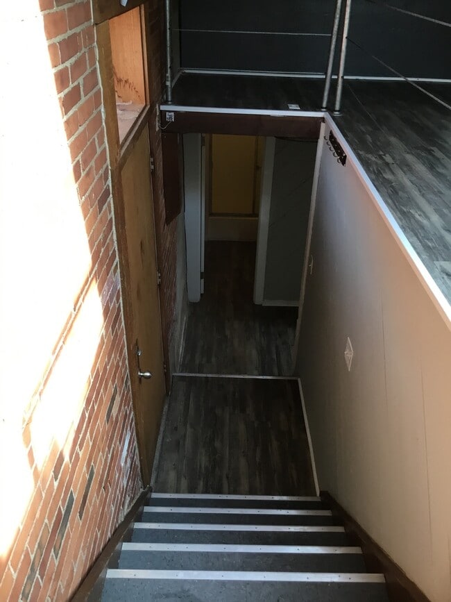 Building Photo - 514-516 ½ N 9th Street