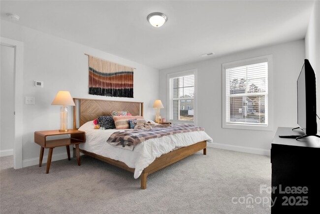 Building Photo - 9038 Henry Thoreau Rd