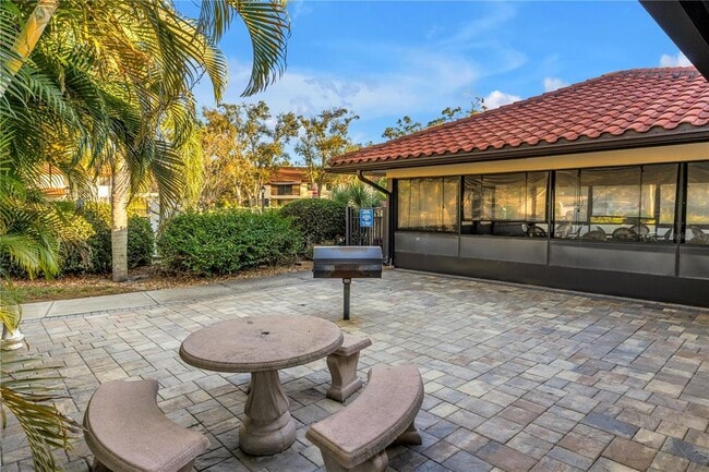 Building Photo - 8415 Gardens Cir