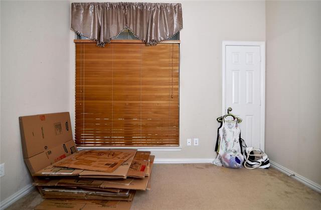Building Photo - 122 Chinaberry Trail