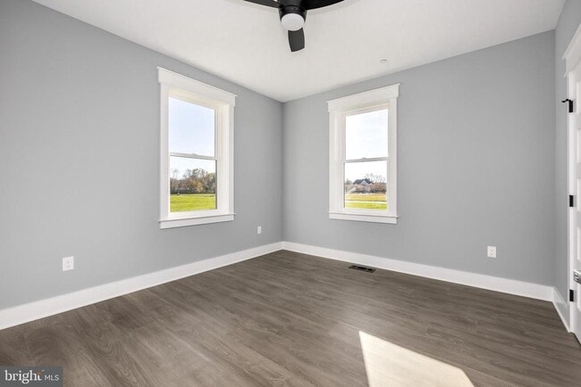 Building Photo - 5692 King Stuart Dr