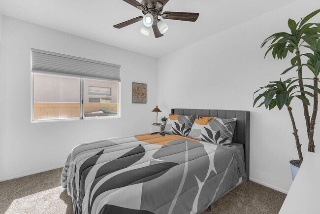 Building Photo - 79200 Violet Ct