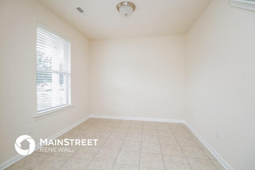 Building Photo - 3322 Drysdale Dr