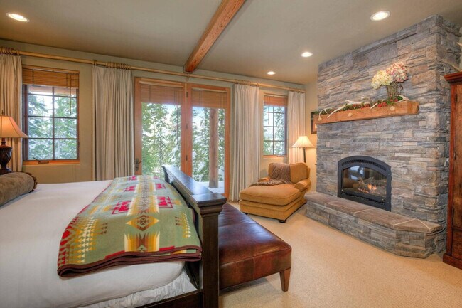 Building Photo - 7 Gambler Dr