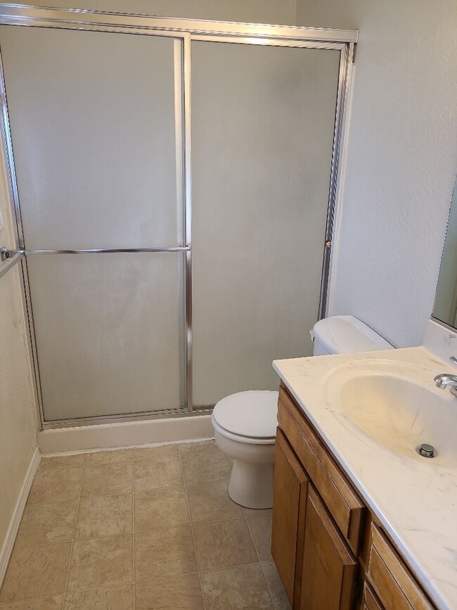 Building Photo - Comfortable 3 bed, 2 bath home in Medford