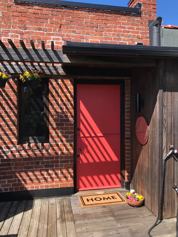 Building Photo - 3985 Sacramento St