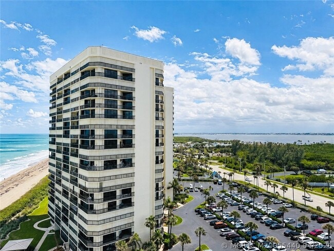 Building Photo - 9500 S Ocean Dr