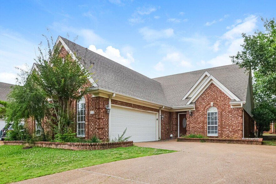 Building Photo - 2722 Nelle Ln