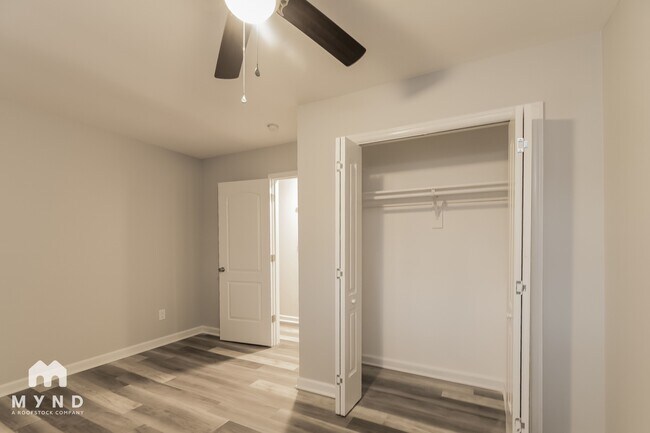 Building Photo - 2916 Dunsinane Ct