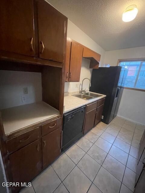 Building Photo - 9752 Blue Wing Dr