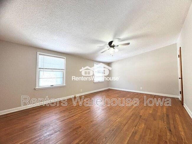 Building Photo - 1145 65th St