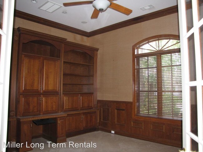 Building Photo - 4 br, 4.5 bath House - 22 Knightsbridge Lane