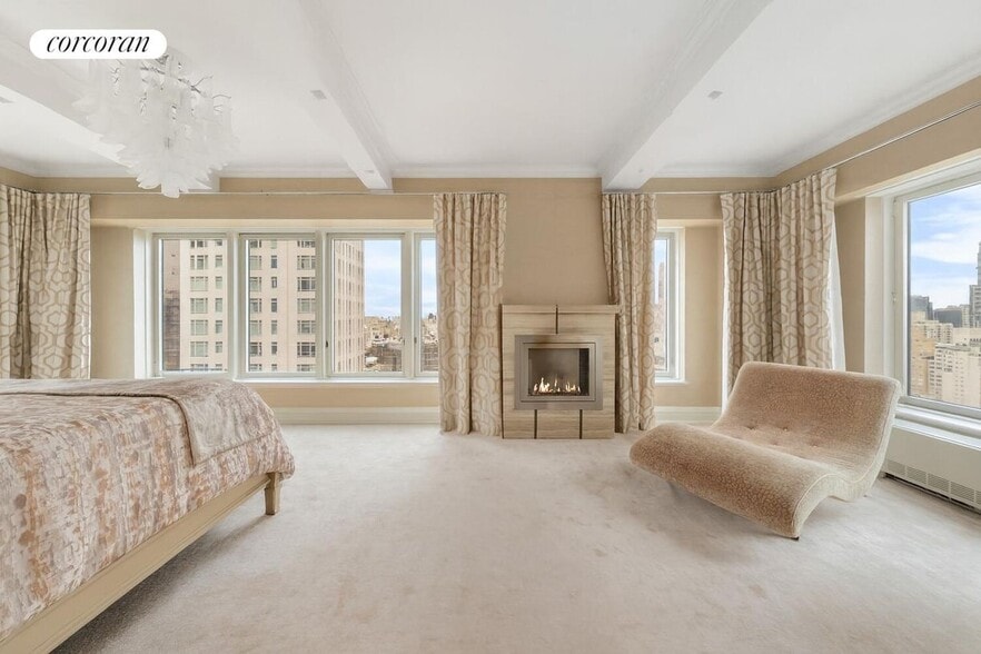 Building Photo - 502 Park Ave