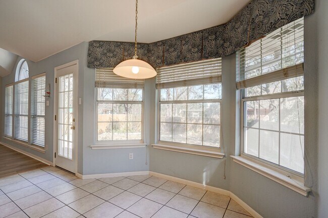 Building Photo - 9137 Fainwood Ln