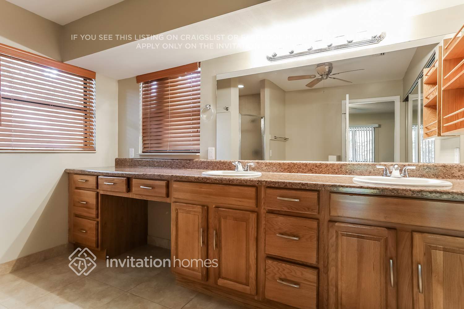Building Photo - 1511 Primrose Ln