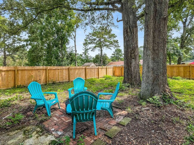 Building Photo - 1224 Crawford Way