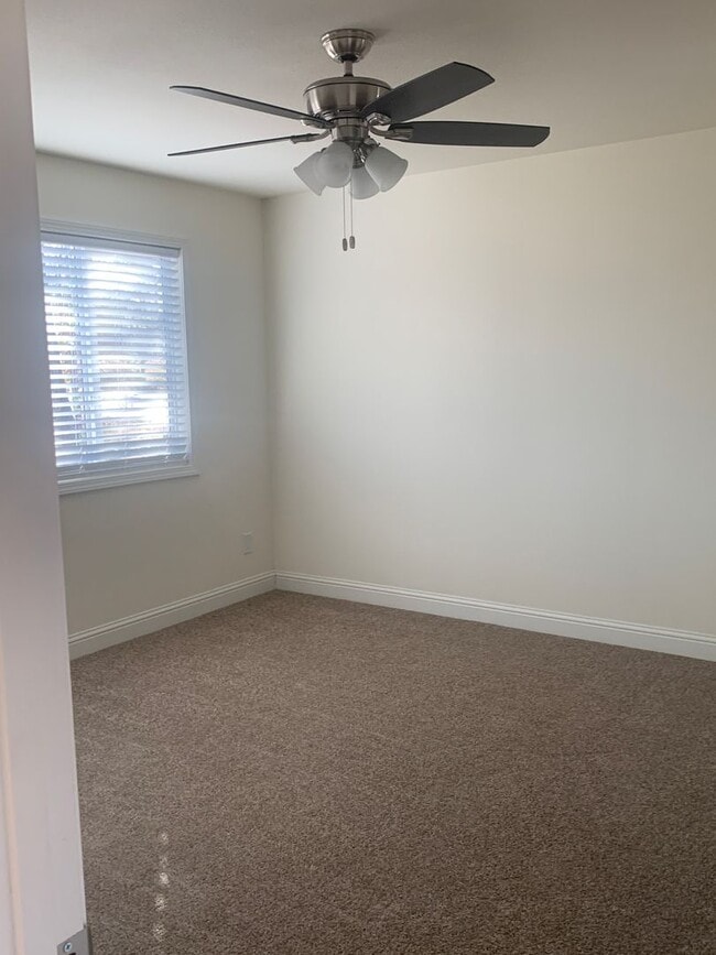 Building Photo - Magalia Home for rent, 3bed 2bath, enclose...