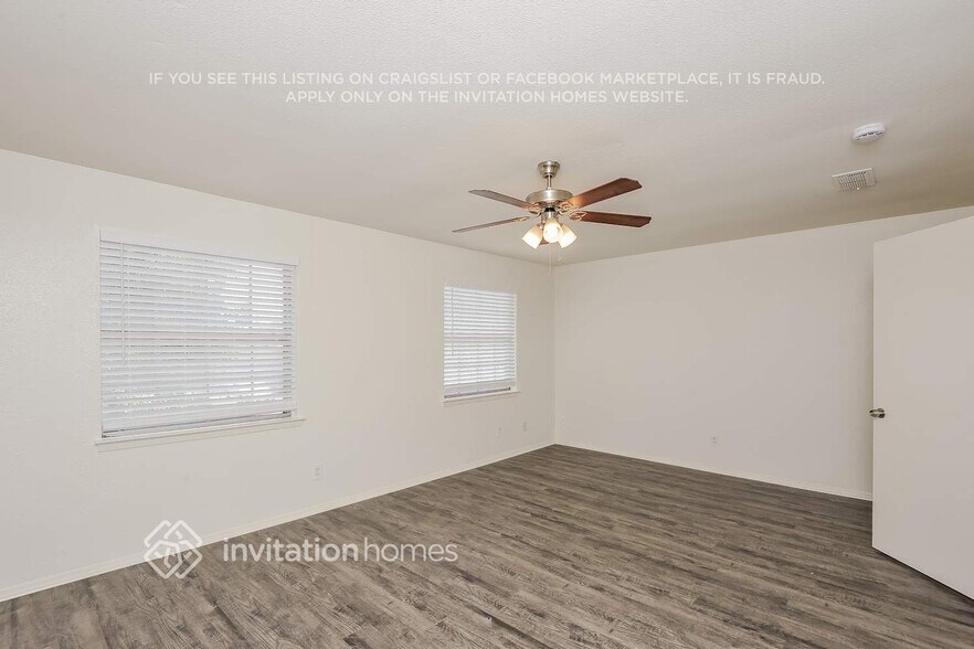 Building Photo - 5905 Oak Hill Rd